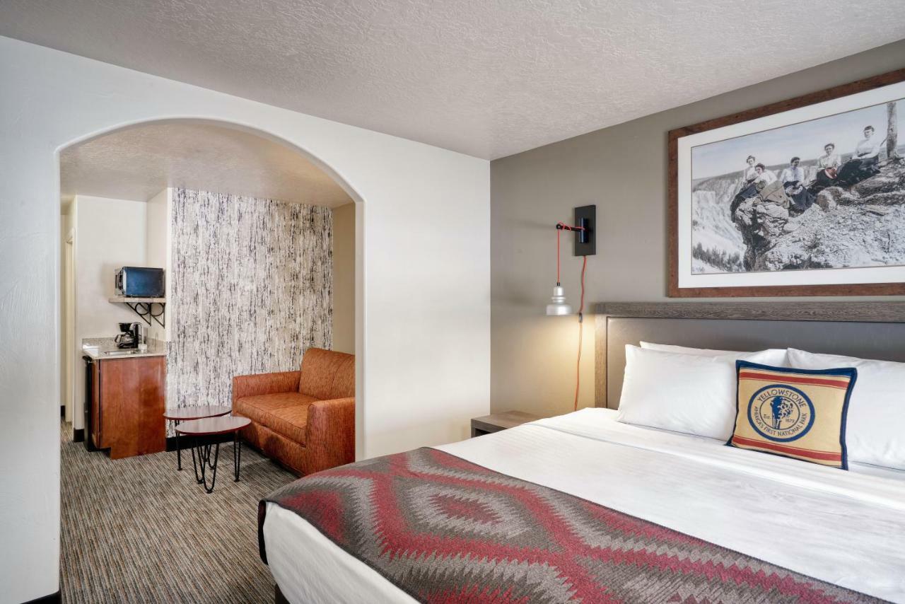 Yellowstone Park Hotel Уест Йелоустоун Екстериор снимка