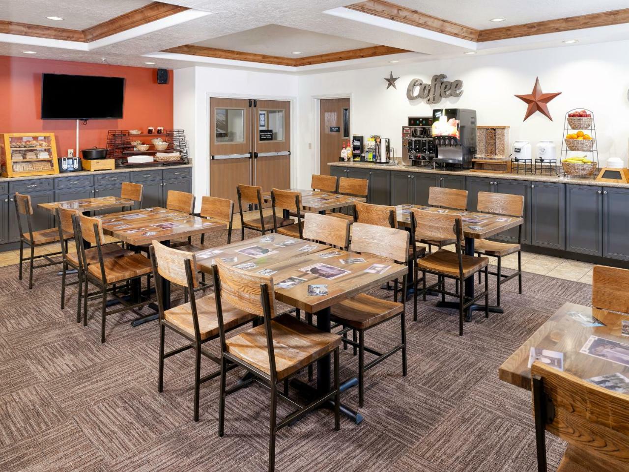 Yellowstone Park Hotel Уест Йелоустоун Екстериор снимка